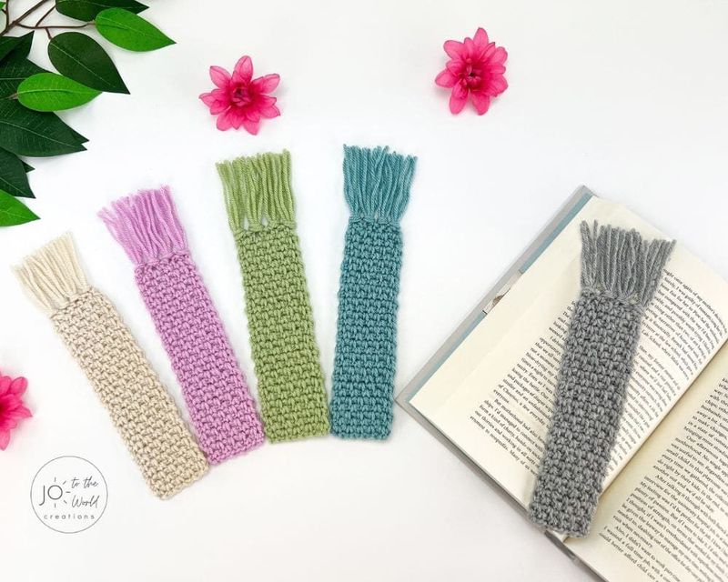 Easy Moss Stitch Bookmark free crochet pattern by Jo to the World Creations