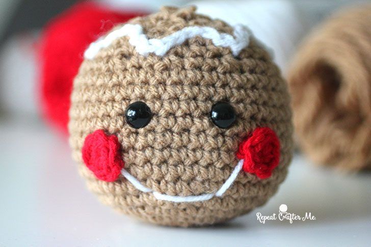 Crochet Gingerbread Head free crochet pattern by Sarah