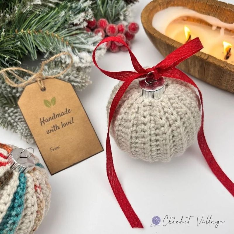 Jolly Bauble Ornament Cover free crochet pattern by Assia Colozzo