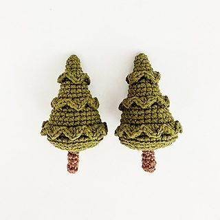 Pine Tree (Maria Somer) free crochet pattern by Maria Somer (via Ravelry)