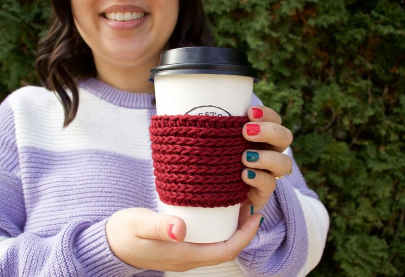 Simple Coffee Cup Sleeve free crochet pattern by Maria's Blue Crayon