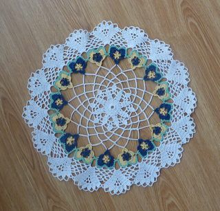 Pansy Doily free crochet pattern by Janet McMahon