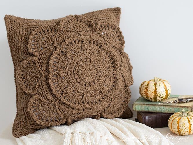 Arabesque Decorative Throw Pillow free crochet pattern by Kirsten Holloway
