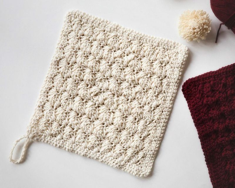 Crochet Potholder (Bumpy Rows) free crochet pattern by Alnaar Harnish