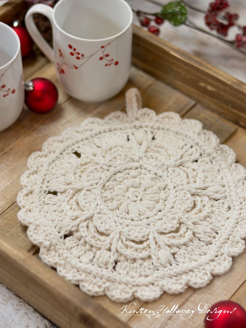 Winter Opulence Round Hot Pad free crochet pattern by Kirsten Holloway Designs