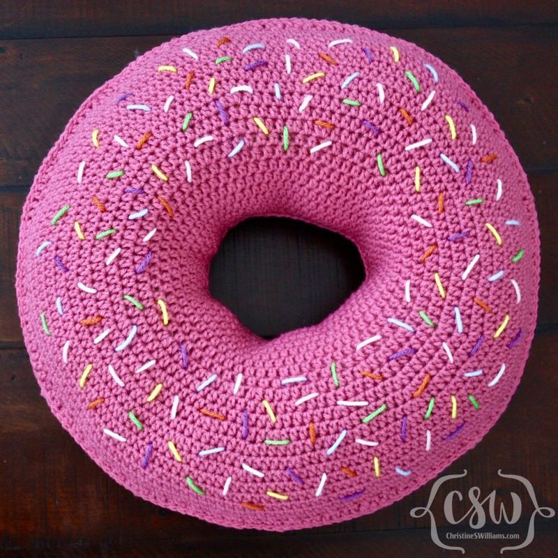 Donut Pillow free crochet pattern by Christine