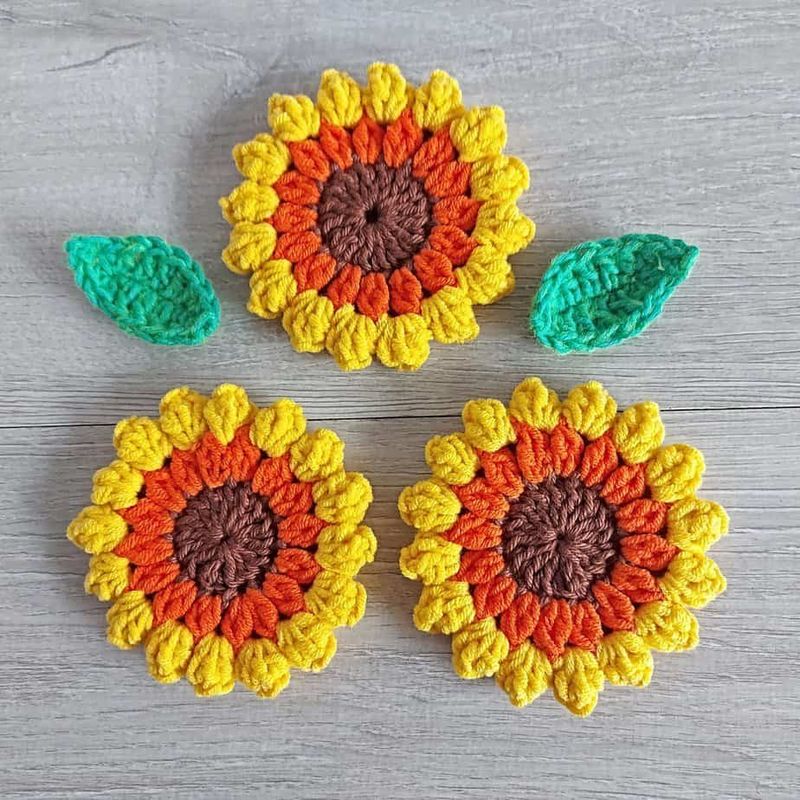 Crochet Sunflower Applique free crochet pattern by Carmen