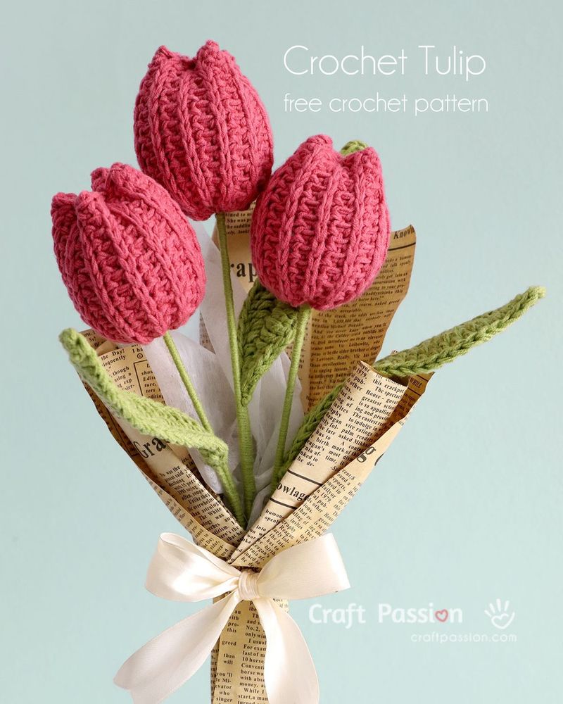 Crochet Tulip in 2 Variations free crochet pattern by Joanne Loh