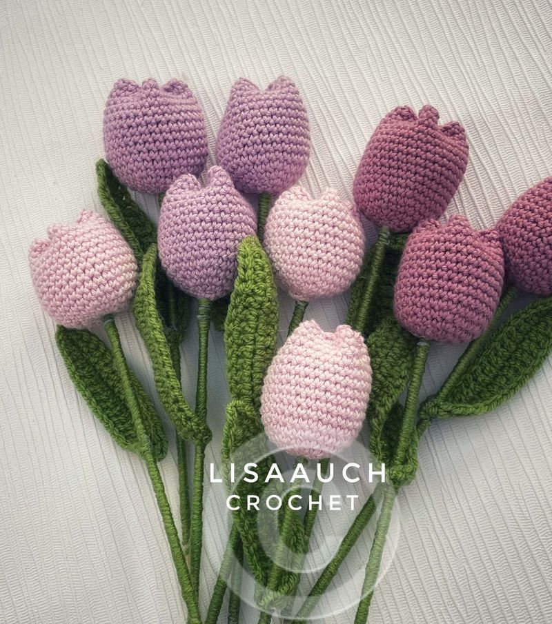 Crochet Tulip Flower free crochet pattern by Lisa Auch