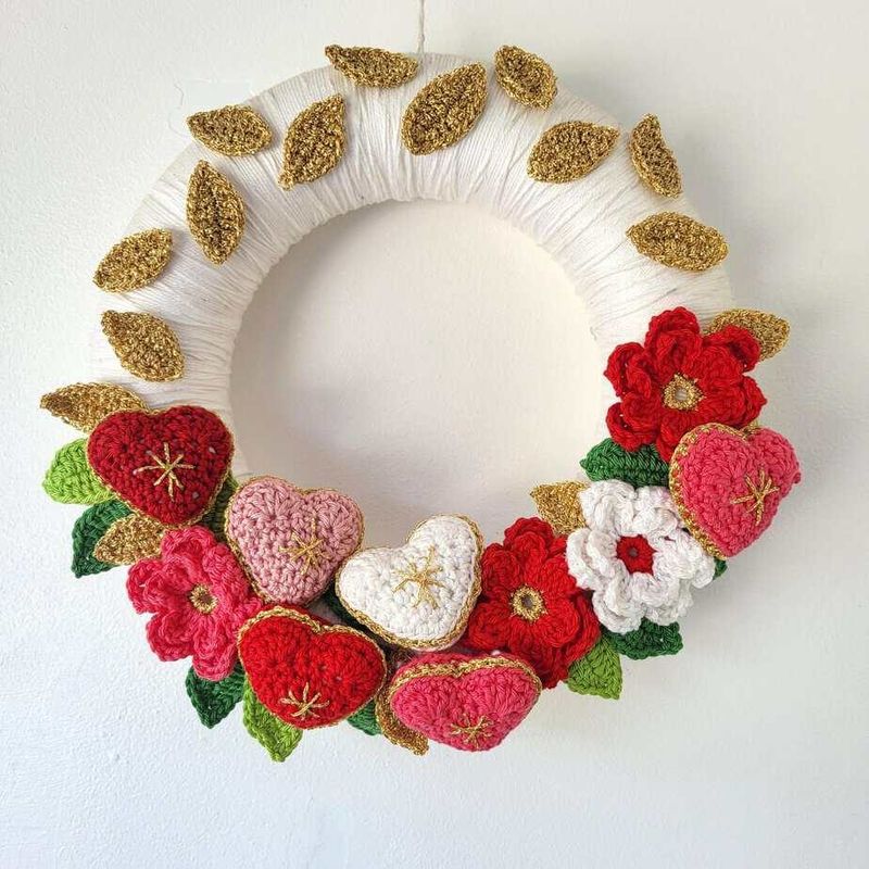 Hearts and Flower Christmas Wreath free crochet pattern by Carmen Heffernan