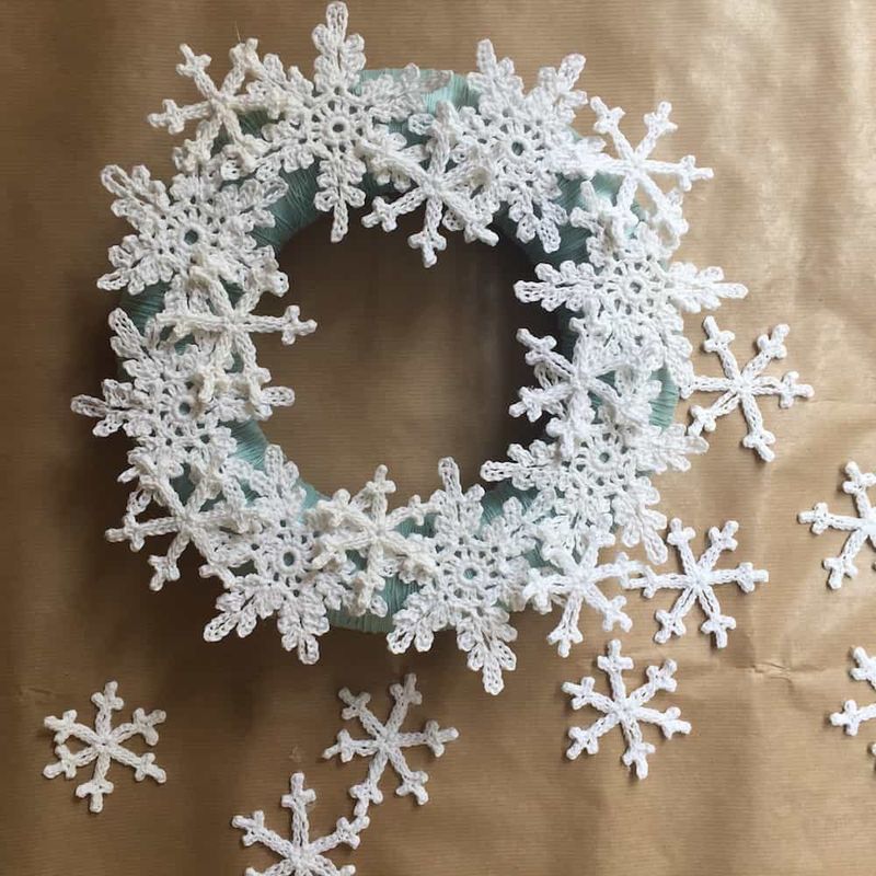 The Snowflake Wreath free crochet pattern by Hannah Cross