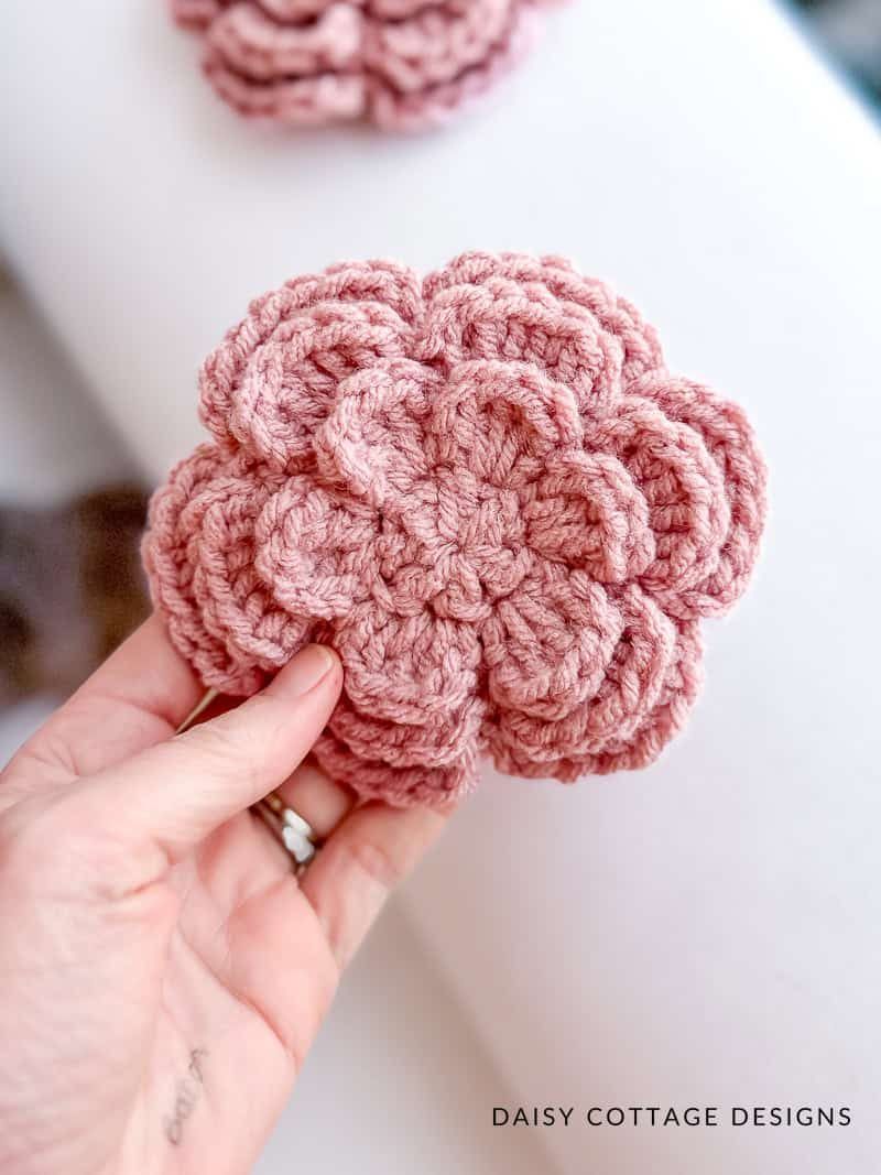Large Flower Crochet Pattern free crochet pattern by Lauren Brown